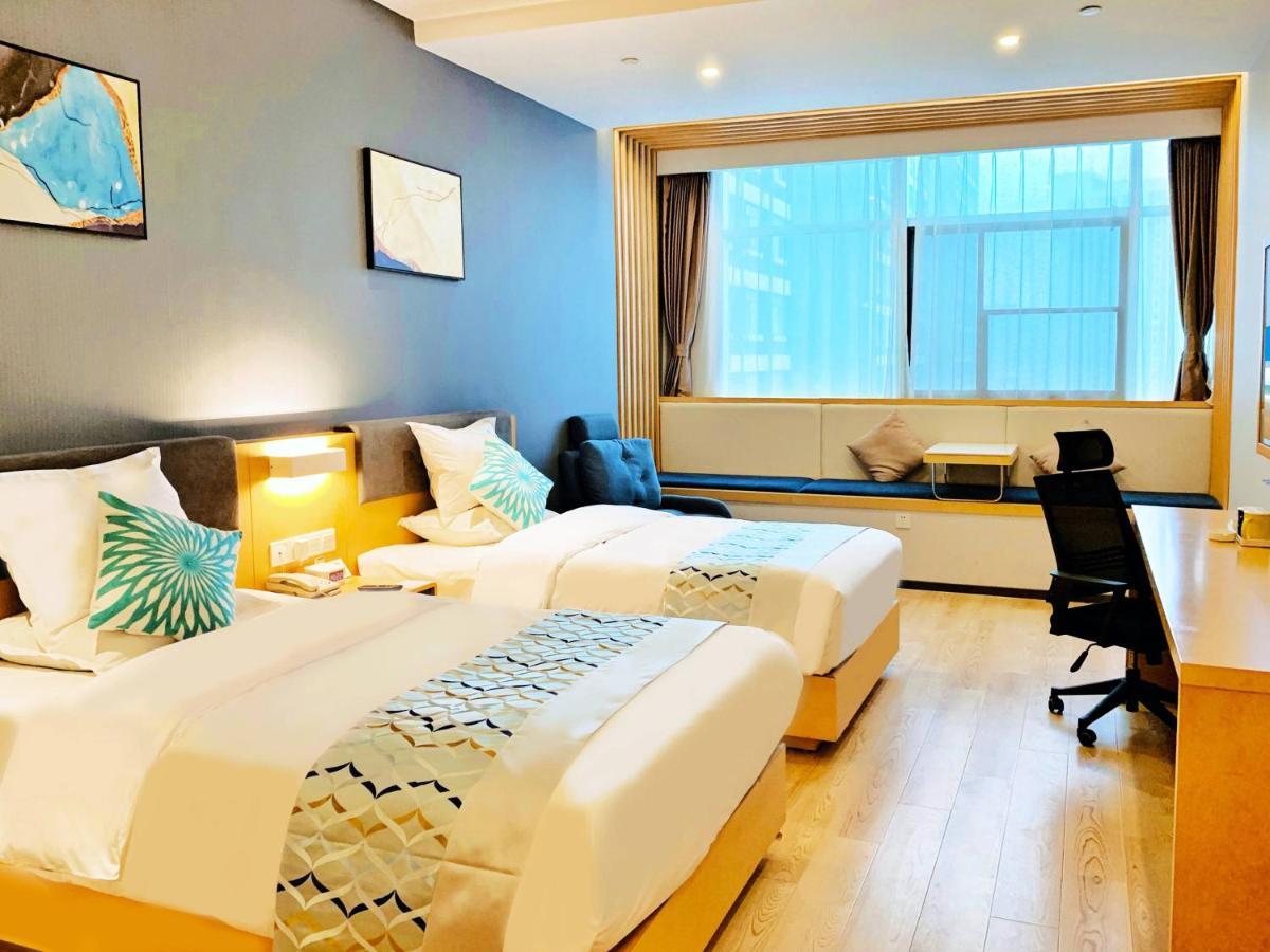 Holiday Inn Express - Jinan Exhibition Center, An Ihg Hotel Экстерьер фото